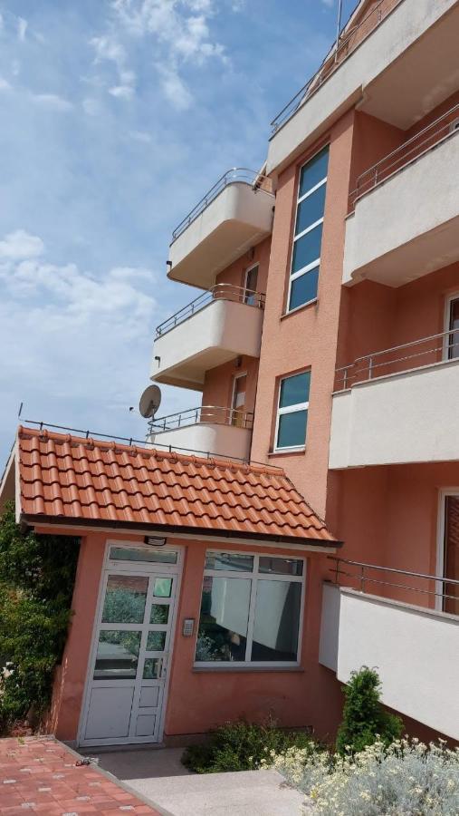 Apartment Ruby ชิเบนิก ภายนอก รูปภาพ