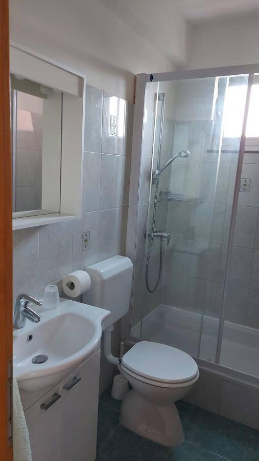 Apartment Ruby ชิเบนิก ภายนอก รูปภาพ