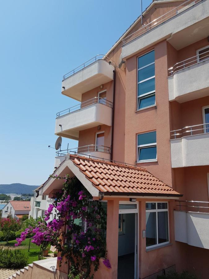 Apartment Ruby ชิเบนิก ภายนอก รูปภาพ