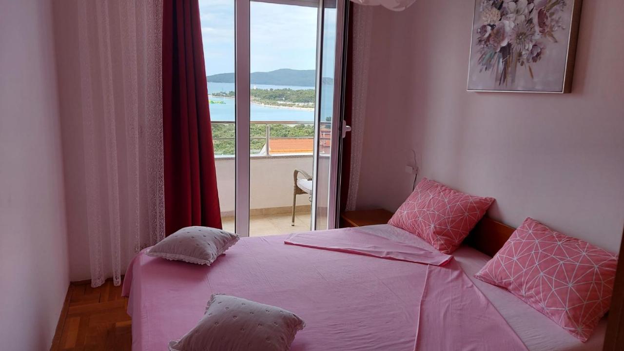 Apartment Ruby ชิเบนิก ภายนอก รูปภาพ